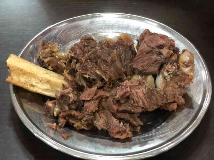 打分 最喜欢他们家的牛骨,很下饭.