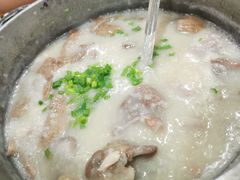 新鲜猪杂粥-南记食粥坊·宵夜大排档(莲花总店)