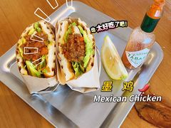 -Catch Bagel(芳草地店)