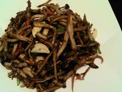 XO酱爆菌菇-鹿港小镇(黄金店)