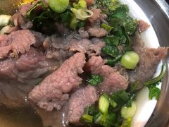 -乐山食古香跷脚牛肉