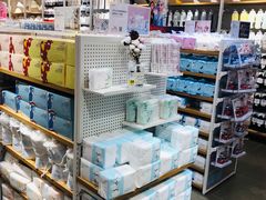 -名创优品(广东省广州琶洲保利广场店)