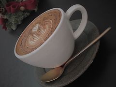 -UNI UNI(环亚凯瑟琳店)