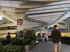 -瑞虹新天地月亮湾