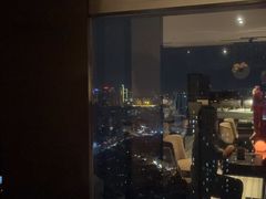 -唐拉雅秀酒店-西锦汇空中BBQ·思创餐厅