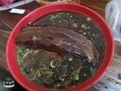 -小龙大肉面馆