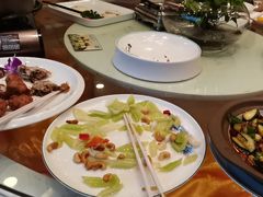 -艳阳天酒店(五里新村店)