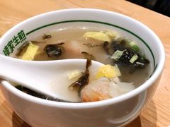 鱼籽鲜虾小馄饨-陈家生煎(世茂双子塔店)