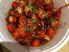 -巴厘龙虾·榜首油焖大虾(音乐学院·沿江酒馆店)