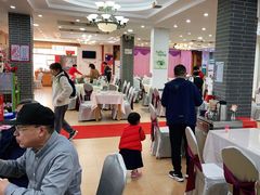 -鹏城人家海鲜酒家·23年老字号(较场尾店)