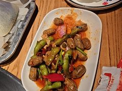 -山河屯铁锅炖· 东北菜·特色鲜鹅锅(开发区一店)