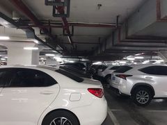 -中山公园-龙之梦停车场