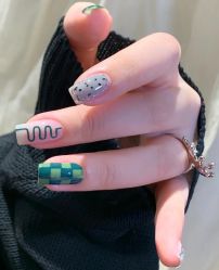 -J·花崎美睫美甲