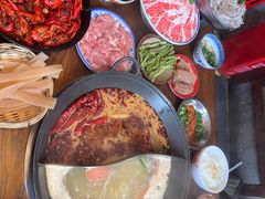 -萍姐火锅·公路夜市(武汉首店)