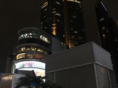 -Pier 21 (Terminal 21 Asok)
