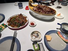 -八府香鸭·啫啫煲(华山路店)