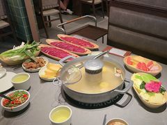 -左庭右院鲜牛肉火锅(浦江欢乐颂店)