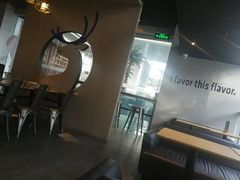 大堂-瑞幸咖啡(宝华国际广场店)
