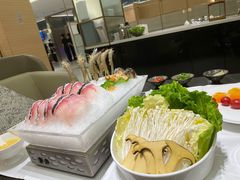 -红鼎豆捞·非遗鲍皇汤火锅(宝丰路店)