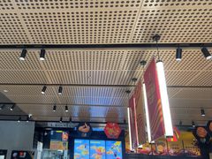 -麦当劳(南京路2店)