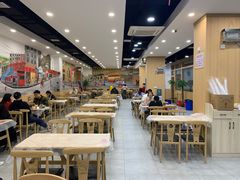 大堂-江城燕子大排档(江汉路步行街店)