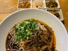 -湘人龙记老长沙米粉(华普国际大厦店)