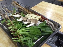 -灌县老妈砂锅串串香(万科红生活广场店)