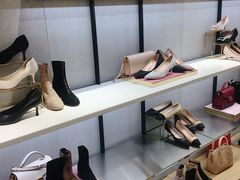 -BeLLE 百丽(上海月星环球港店)