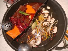 -超级鲜•胡毛肚火锅(扬帆店)