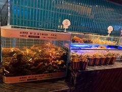 -雍容荟帝王蟹活龙虾展台自助(IFS黑金店)
