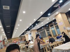 -江城燕子大排档(江汉路步行街店)