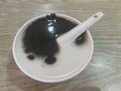 黑白双拼-杨记杏仁茶(椰园店)