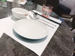 -港丽餐厅(高德置地店)