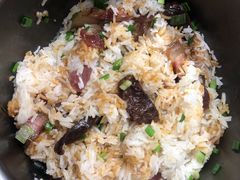 农家腊味饭-一煲鸽