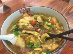 牛肉汤面-跃跃鸡肠面(人民北路店)