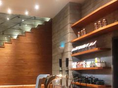 -星巴克臻选(广州高德置地秋广场店)