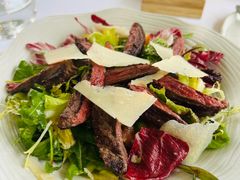 云南时令松茸轻煎牛菲力薄片沙拉-蝶舍·MAISON PAPILLON