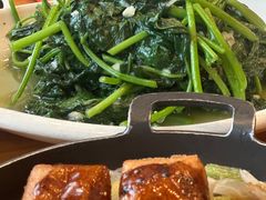 红薯叶蒜泥-侬佳蒸菜馆(听潮店)