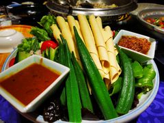 -95号酱骨·一块豆腐(展春园西路店)