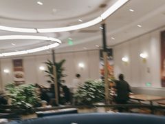 -港丽餐厅(正大店)