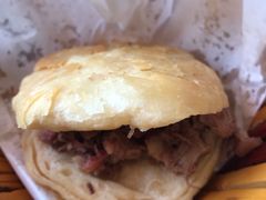 -闫家驴肉老店(华电一校店)