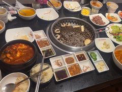 -木槿花韩式炭烤·熟成肉工坊(孙文东路店)