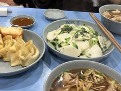 -天天锅贴王(迎凤街店)