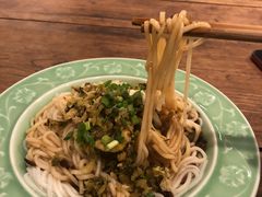 雪菜肉丝面-老清朝包子铺(开明街店)