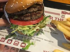 -The Habit Burger Grill 哈比特汉堡(复兴soho店)