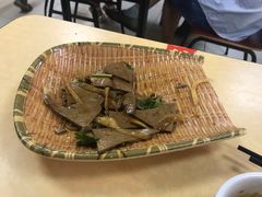-乡府肉丁水饺(环山路店)