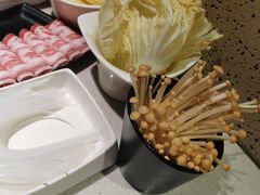 -海底捞火锅鲜切牛肉主题店(长寿路店)