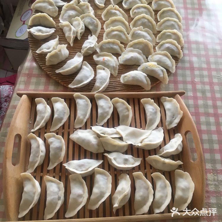 众志成城，共渡危难