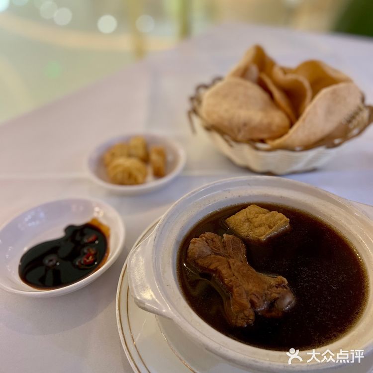 螃蟹之家的[礼花]一人逛吃指南