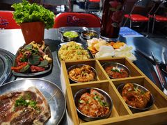 -马路牙子烧烤音乐酒馆(望京店)